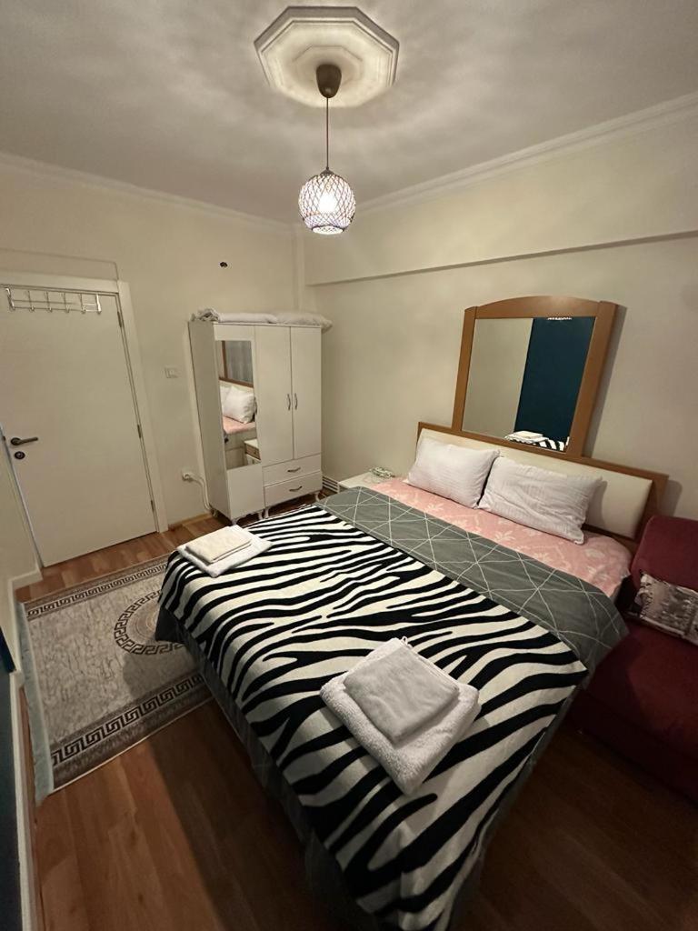 Kadikoey Holiday Home Истанбул Екстериор снимка